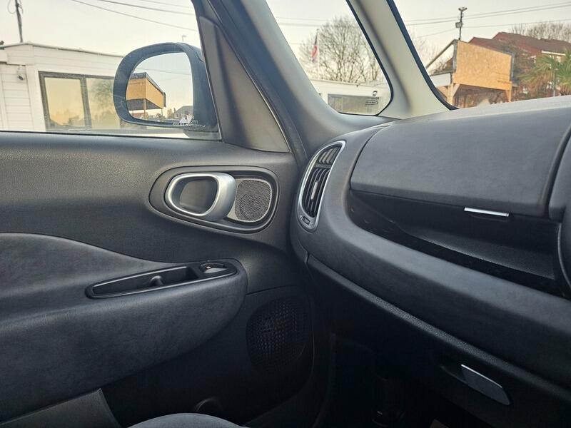 Used Fiat 500L 2015 for sale - 76175516: Photo 40