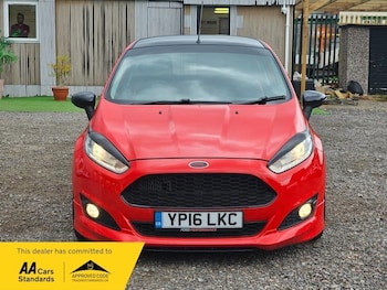 Used Ford Fiesta 2016 for sale - 76423232: Photo