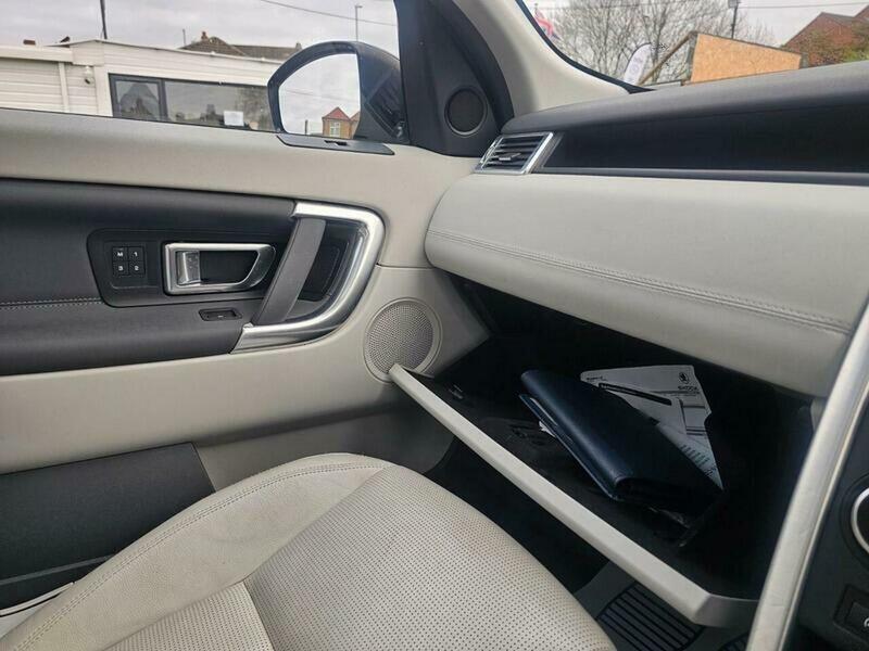 Used Land Rover Discovery Sport for sale - 76997098: Photo 27