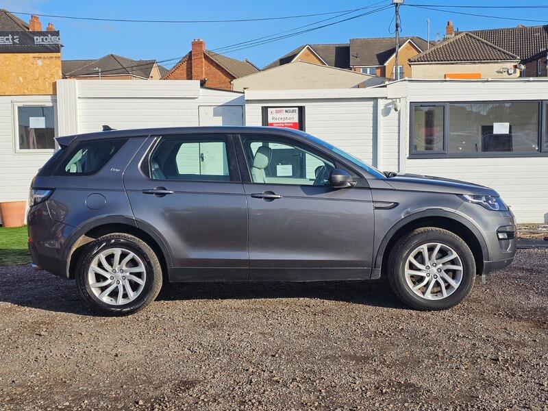 Used Land Rover Discovery Sport for sale - 76997098: Photo 9