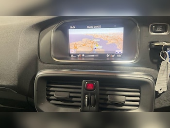 Used Volvo V40 2017 for sale - 78830860: Photo