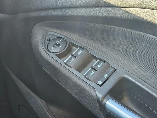 Used Ford Grand C-Max 2015 for sale - 75539974: Photo 17