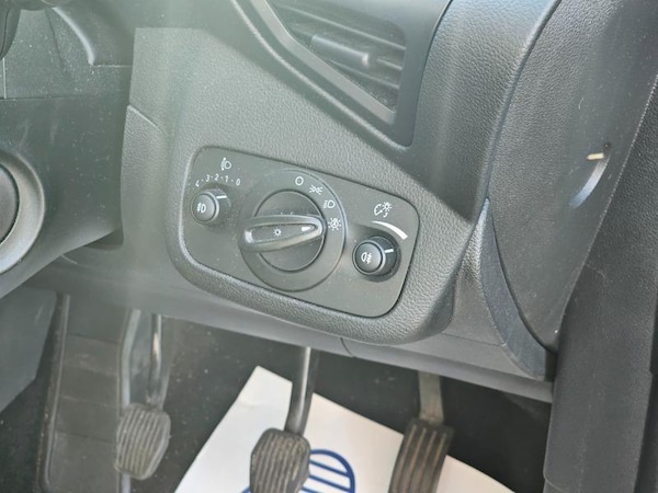 Used Ford Grand C-Max 2015 for sale - 75539974: Photo 25