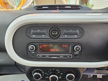 Used Renault Twingo 2016 for sale - 79388052: Photo