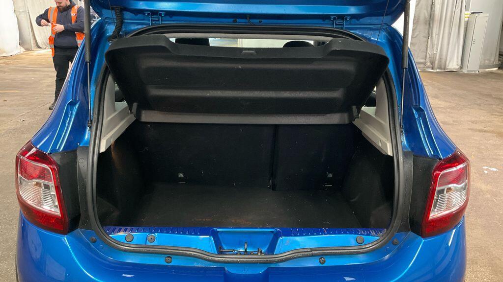 Used Dacia Sandero Stepway 2014 for sale - 77074055: Photo 10