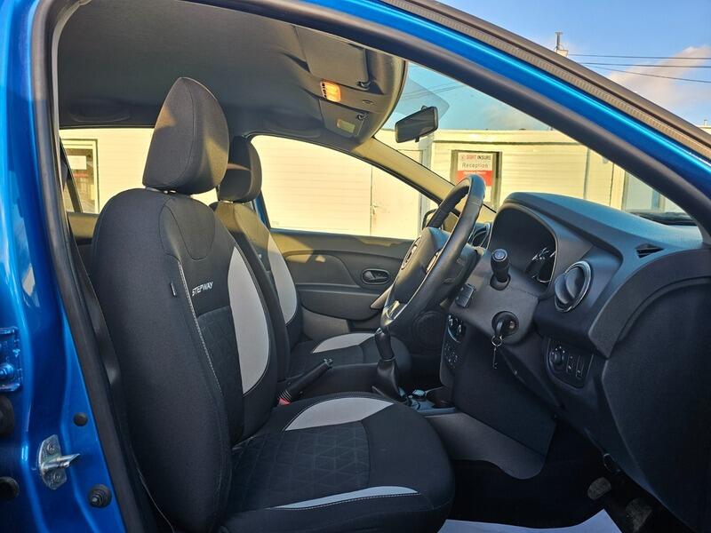 Used Dacia Sandero Stepway 2014 for sale - 77074055: Photo 32