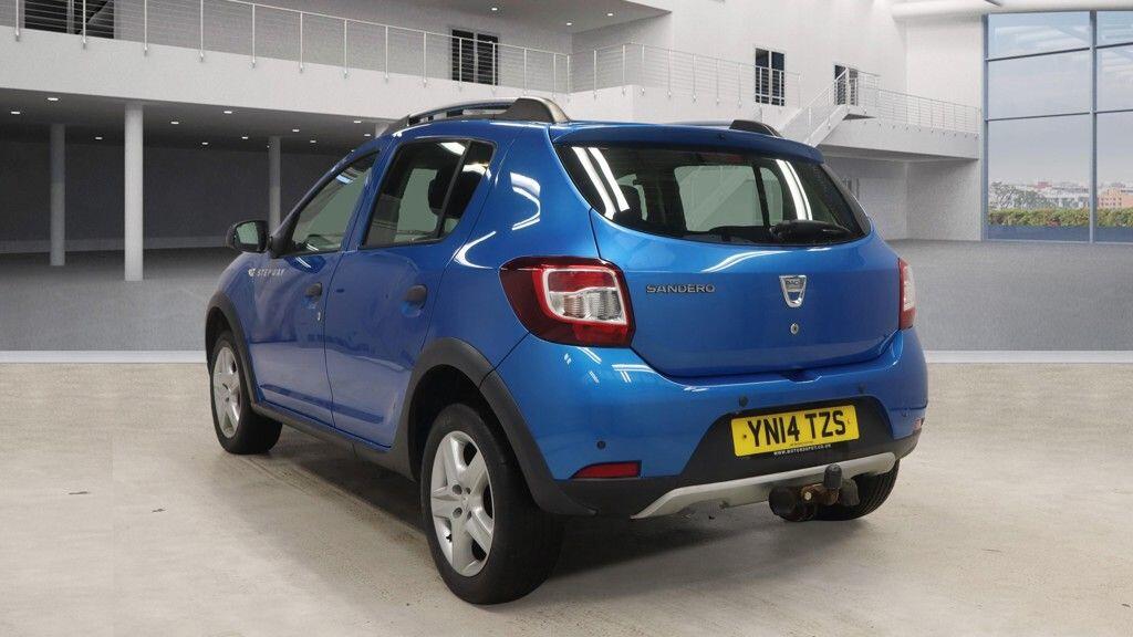 Used Dacia Sandero Stepway 2014 for sale - 77074055: Photo 6