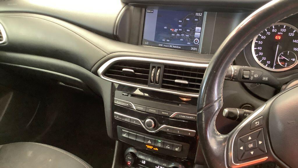 Used Infiniti Q30 2017 for sale - 77982532: Photo 3