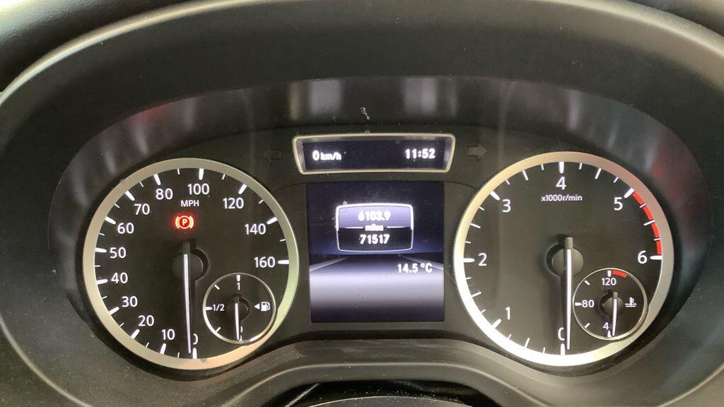 Used Infiniti Q30 2017 for sale - 77982532: Photo 8