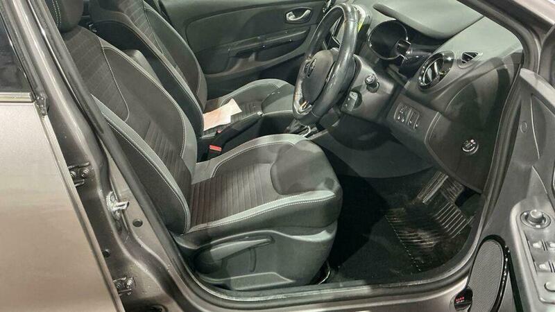 Used Renault Clio 2016 for sale - 77455939: Photo 4
