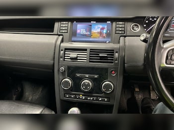 Used Land Rover Discovery Sport 2017 for sale - 78561014: Photo