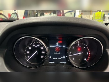 Used Land Rover Discovery Sport 2017 for sale - 78561014: Photo