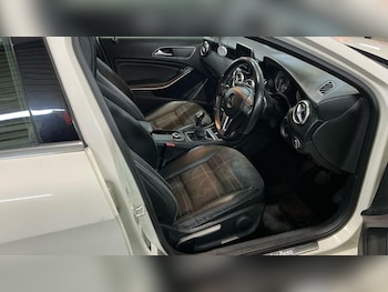 Used Mercedes-Benz A-Class 2015 for sale - 76424611: Photo