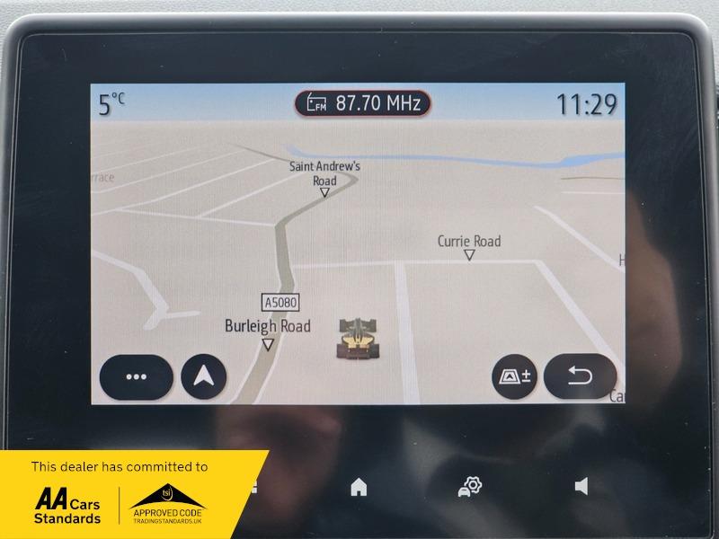 Used Renault Captur 2021 for sale - 76671603: Photo 2