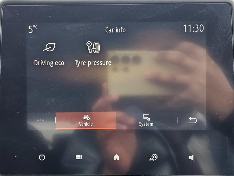 Used Renault Captur 2021 for sale - 76671603: Photo 36