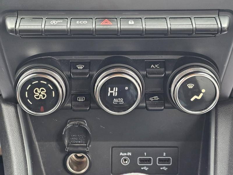 Used Renault Captur 2021 for sale - 76671603: Photo 38