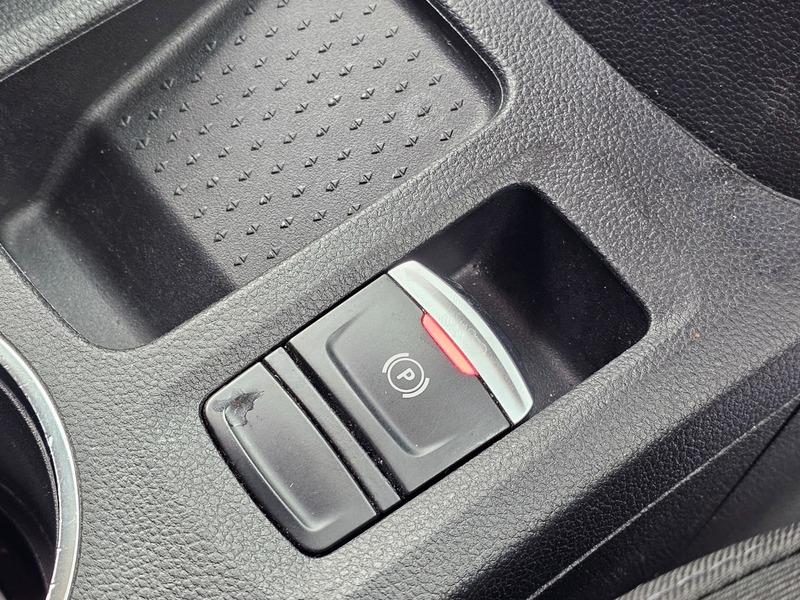 Used Renault Captur 2021 for sale - 76671603: Photo 40