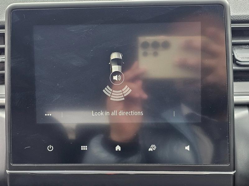 Used Renault Captur 2021 for sale - 76671603: Photo 41