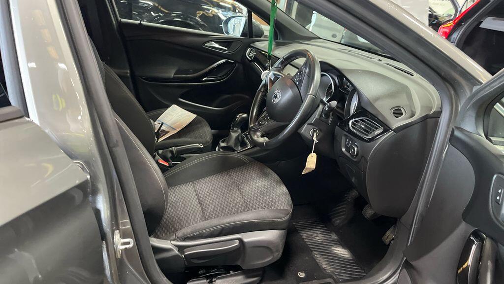 Used Vauxhall Astra for sale - 77982397: Photo 4