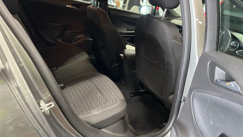 Used Vauxhall Astra for sale - 77982397: Photo 9