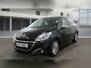 Used Peugeot 208 2017 for sale - 77925768: Photo