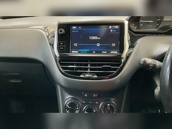 Used Peugeot 208 2017 for sale - 77925768: Photo