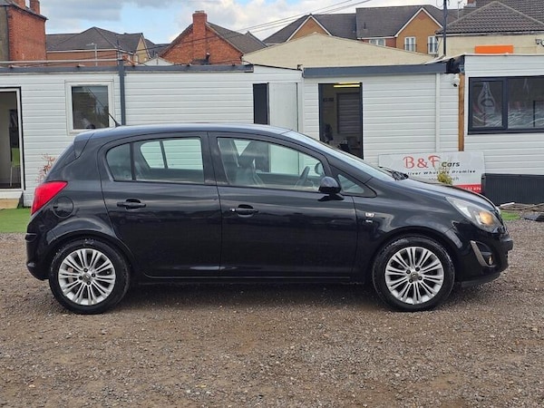 Used Vauxhall Corsa 2014 for sale - 76060638: Photo 8