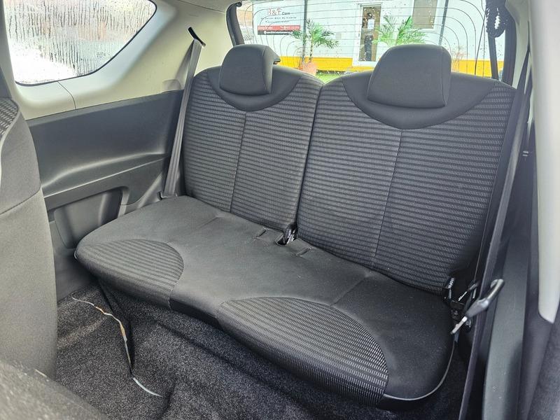 Used Peugeot 107 2013 for sale - 76991752: Photo 14