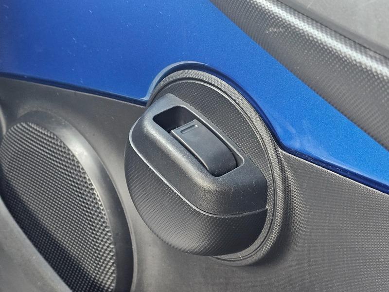 Used Peugeot 107 2013 for sale - 76991752: Photo 24