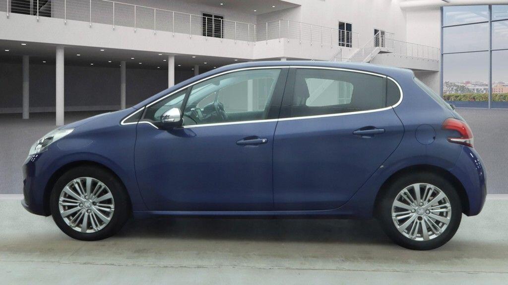 Used Peugeot 208 2015 for sale - 77351590: Photo 14