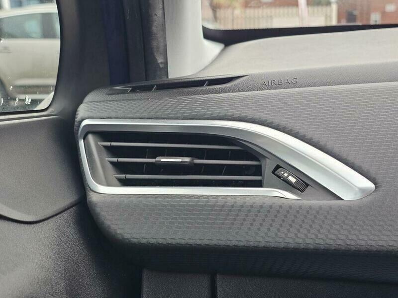 Used Peugeot 208 2015 for sale - 77351590: Photo 26