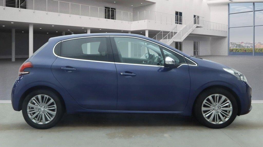 Used Peugeot 208 2015 for sale - 77351590: Photo 5