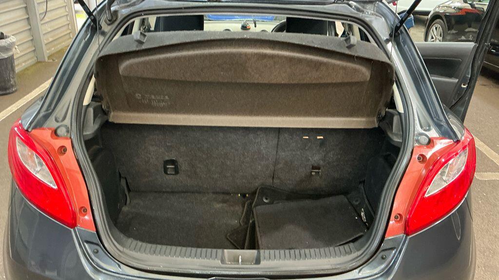 Used Mazda Mazda2 2012 for sale - 77808892: Photo 11