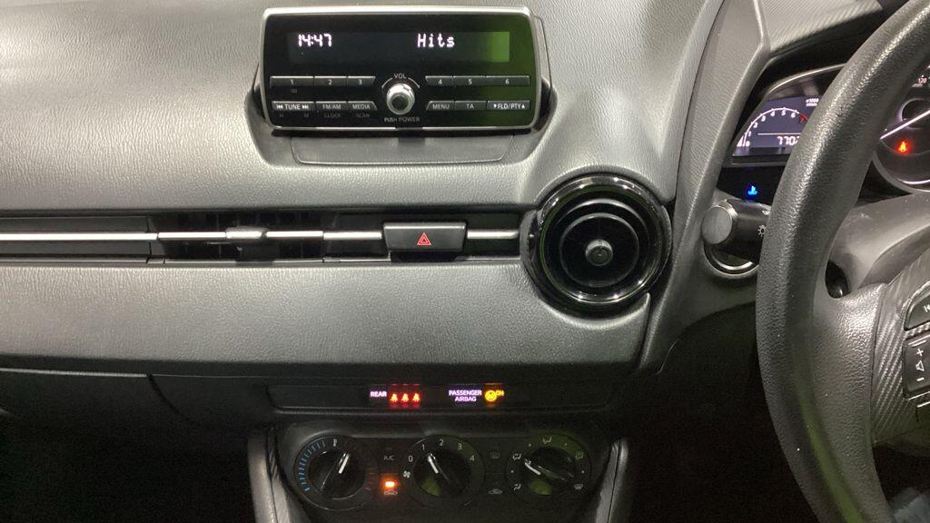 Used Mazda Mazda2 2016 for sale - 77074245: Photo 12