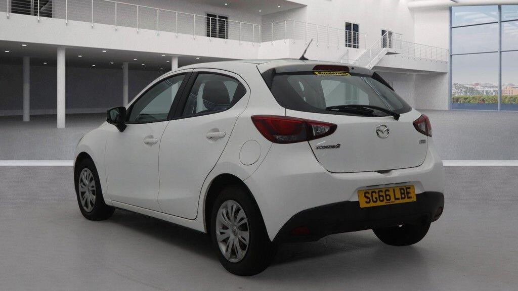 Used Mazda Mazda2 2016 for sale - 77074245: Photo 5