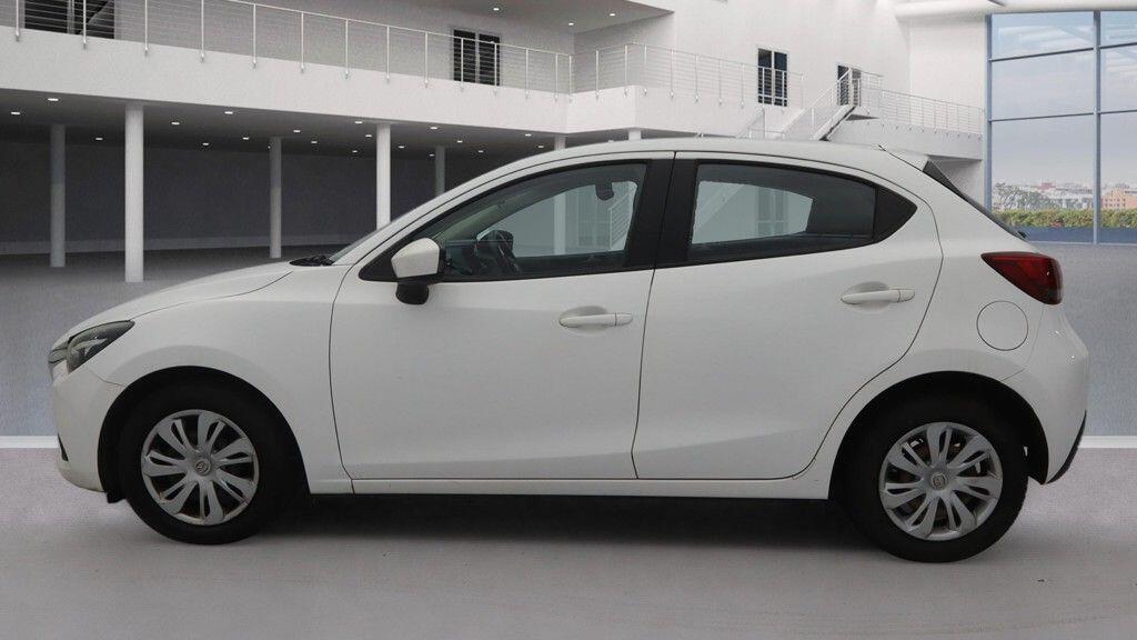 Used Mazda Mazda2 2016 for sale - 77074245: Photo 8