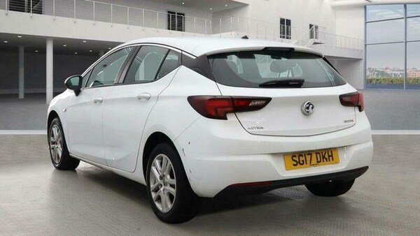 Used Vauxhall Astra 2017 for sale - 76247730: Photo 5