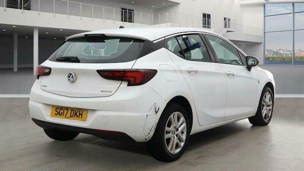 Used Vauxhall Astra 2017 for sale - 76247730: Photo 6