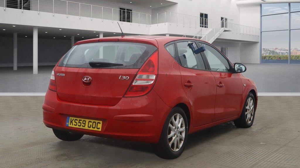 Used Hyundai i30 2010 for sale - 77306365: Photo 12