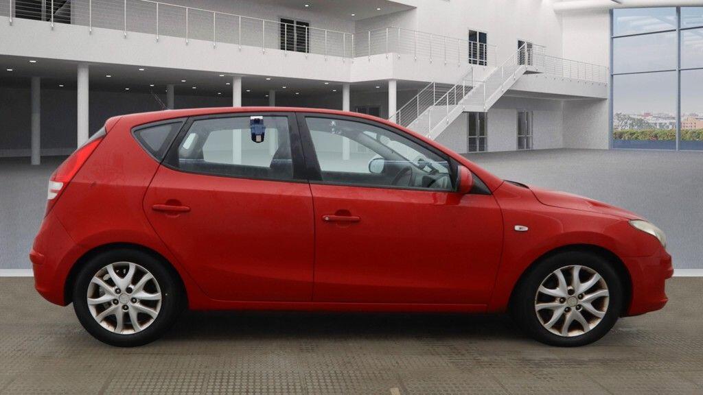 Used Hyundai i30 2010 for sale - 77306365: Photo 13