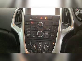 Used Vauxhall Astra 2015 for sale - 77314547: Photo