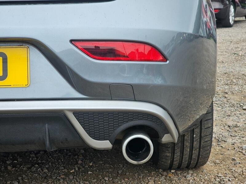Used Volvo V40 2016 for sale - 76000641: Photo 33