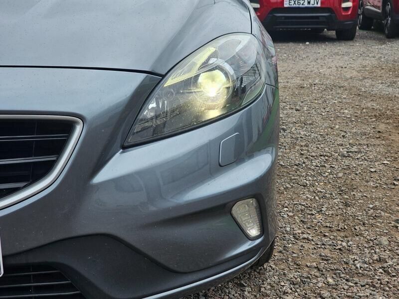 Used Volvo V40 2016 for sale - 76000641: Photo 35