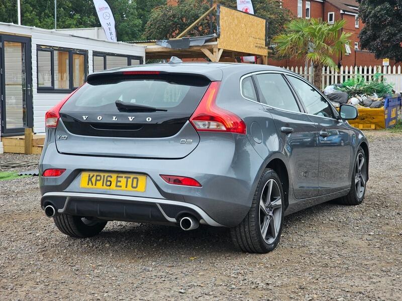 Used Volvo V40 2016 for sale - 76000641: Photo 9