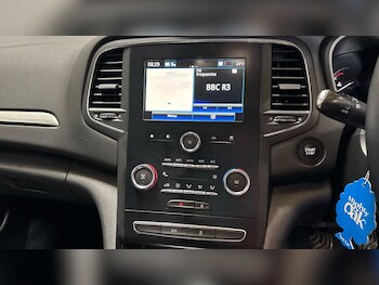 Used Renault Megane 2019 for sale - 78969280: Photo