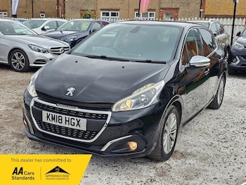 Used Peugeot 208 2018 for sale - 79212609: Photo