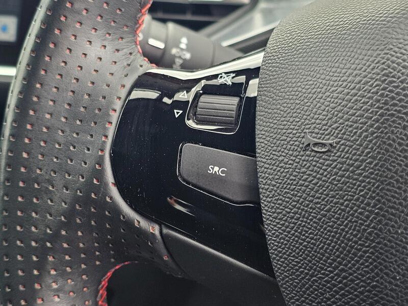 Used Peugeot 308 2016 for sale - 78185418: Photo 24