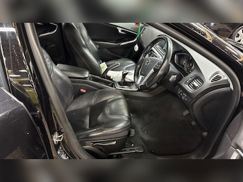 Used Volvo V40 2016 for sale - 78898064: Photo