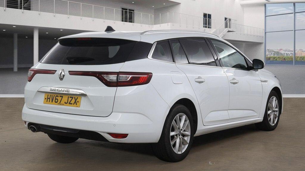 Used Renault Megane 2017 for sale - 77982295: Photo 6