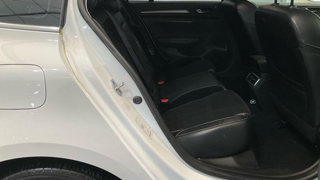 Used Renault Megane 2017 for sale - 77982295: Photo 8